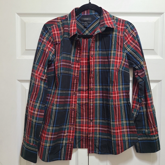 J. Crew Tops - J.Crew‎ tartan plaid perfect button-down shirt Size 8